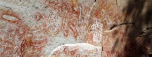 stone etchings carnarvon national park